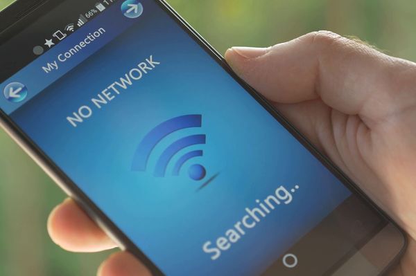 Lenyúlták a gyerekek egy másik gyerek telefonját