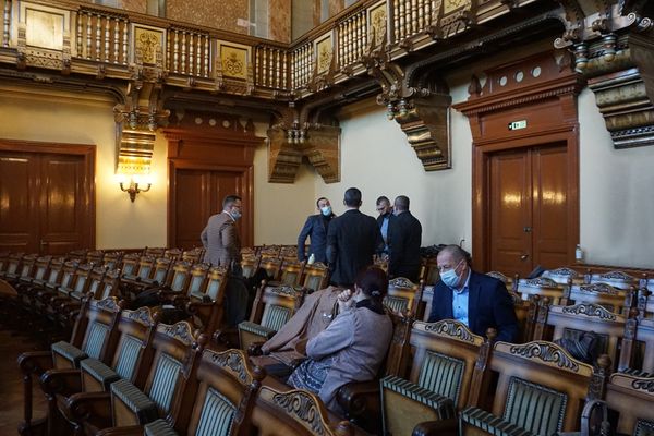 Élő közvetítés a novemberi tanácsülésről