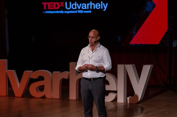 Mindig van egy reshape, és van annak egy x plusz egyes verziója is