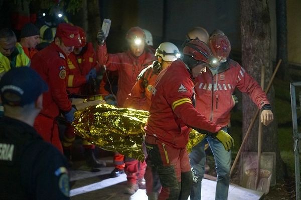 Halálos áldozata is van az összeomlott bentlakásnak