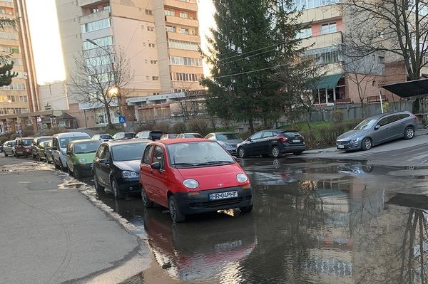 Egyre több autó van a romániai utakon