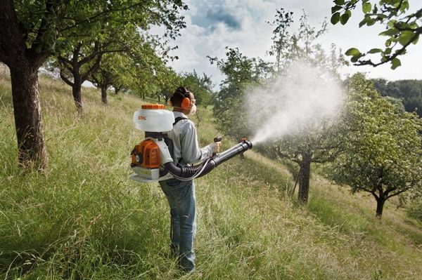 Lejárt növényvédő szereket koboztak el
