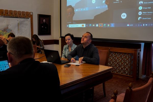 Több pénzünkbe fáj, hogy nőjön Udvarhelyen az életszínvonal