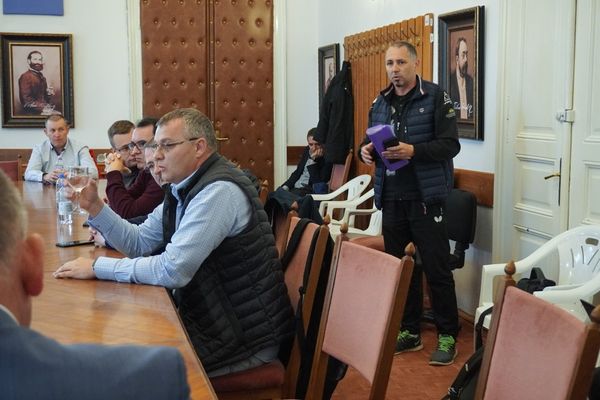 György István: a hivatal meg kellene, hogy csókolja a seggemet