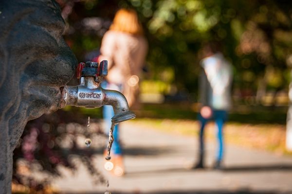 Frissítve: Zsinórban harmadik napja nincs vizük napközben