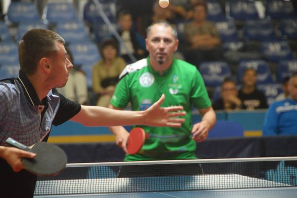 Négy év után újra asztalhoz állt György István