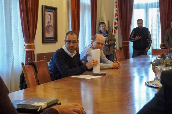 Szejke-ügy: addig nem szavaznak, amíg nem kapnak válaszokat