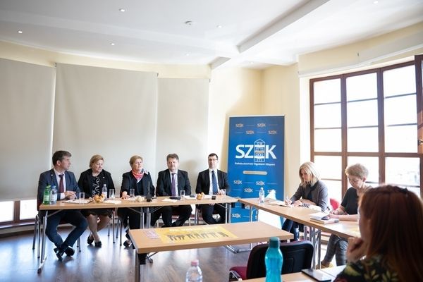 Mégsem bővül a Dögi, helyette a SZÉK-nek lesz új egészségügyi képzése