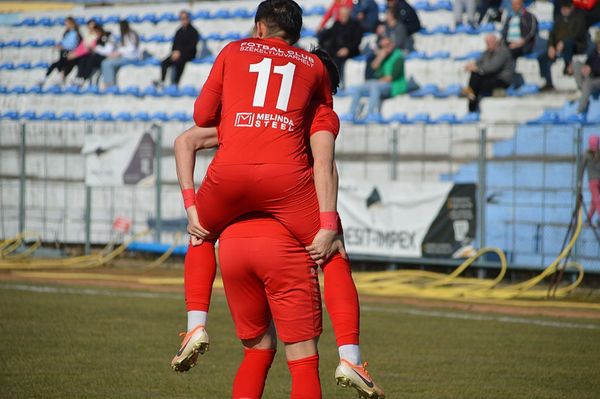 Megnyerte az alapszakaszt az SZFC
