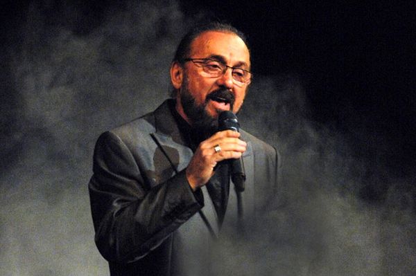 Hozzál nékem fenyővizet, homoródi jó borvizet