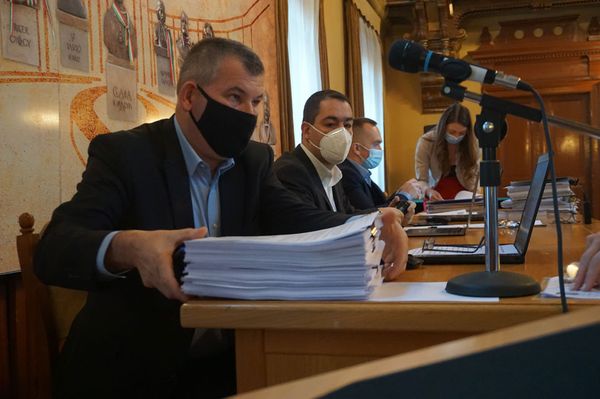 Élő közvetítés a novemberi tanácsülésről