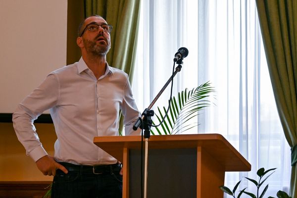 Élő közvetítés az augusztusi tanácsülésről