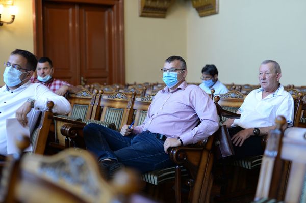 Élő közvetítés a júliusi tanácsülésről