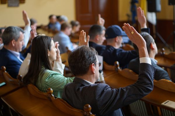 Van költségvetés, Szejke és Csalóka, mi kell még?