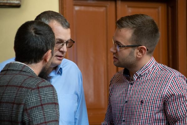 Popcornnal nézd majd a tanácsülést, az adó lesz a téma