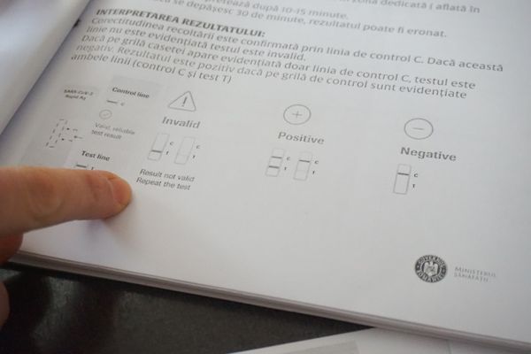 Negatív teszteredményt árult, lebukott