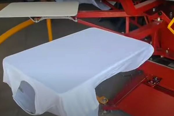 Így készült el a tömegfutós pólód