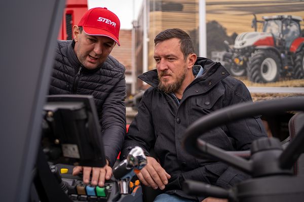 Traktor divatbemutatón jártál már?