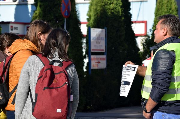 Nem jutottak dűlőre a tüntetők a városmenedzserrel