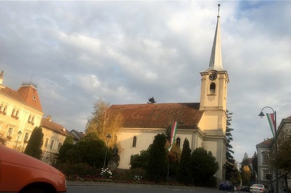 Szabadtéren tarthatók a misék és istentiszteletek