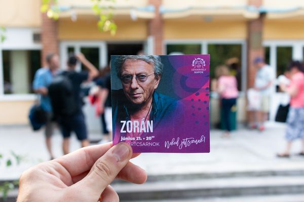 Kell ott, fenn egy ország, melynek egén vakucsillag ég