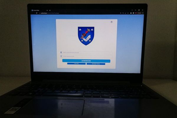 Kipróbáltuk az ügyfélkaput, bár ne tettük volna!
