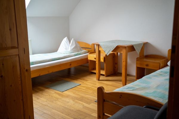 Megtérítik, ha ágyat vetsz, ételt adsz a menekülteknek