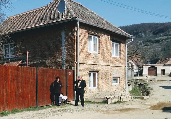 Az utca és az internet lett az Isten országa