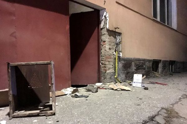 Gáz van a Vár utcában