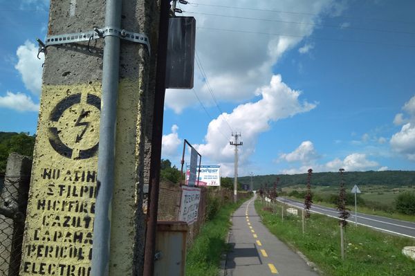 Áramütéses munkabaleset Szejkefürdő mellett