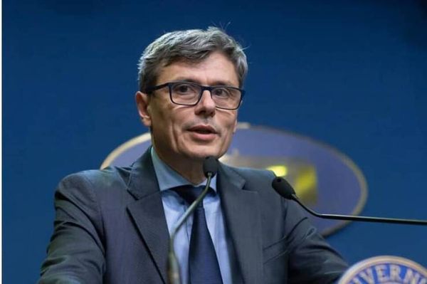 Orvosi felszereléseket gyártana a román autóipar