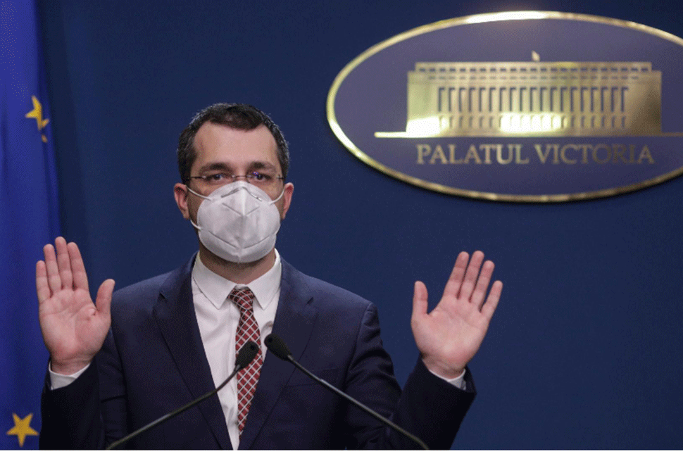 Leváltották az egészségügyi minisztert. Omlik a kormány?