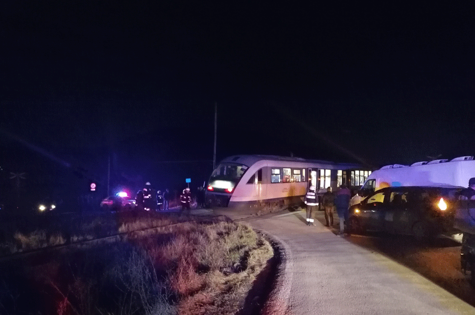 Nem is a vonat ütötte el az autót