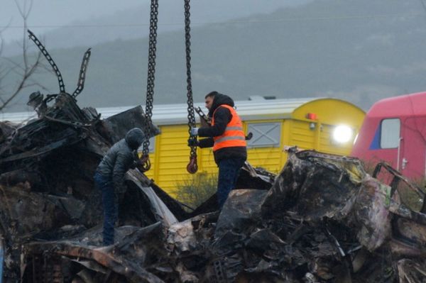 Várják haza a görögországi vonatbaleset román halottját