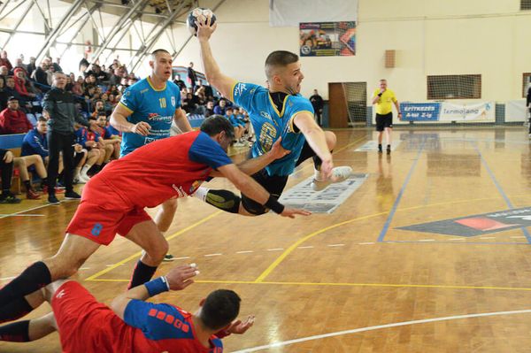 Négy volt a különbség, 15 perc hátra, úgy tűnt, nem lehet baj