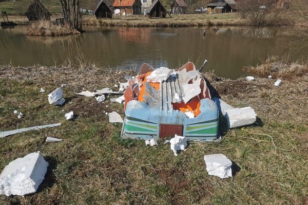 Csónakázni akart a medve Sikaszóban?