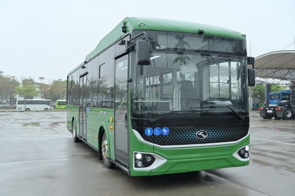 Zöld buszokkal okosodik a város