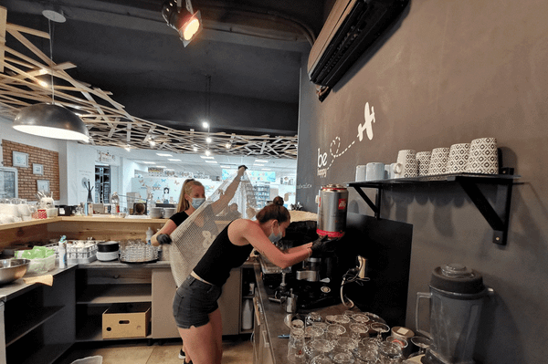 Csak semmi tánc, de hatan leülhettek