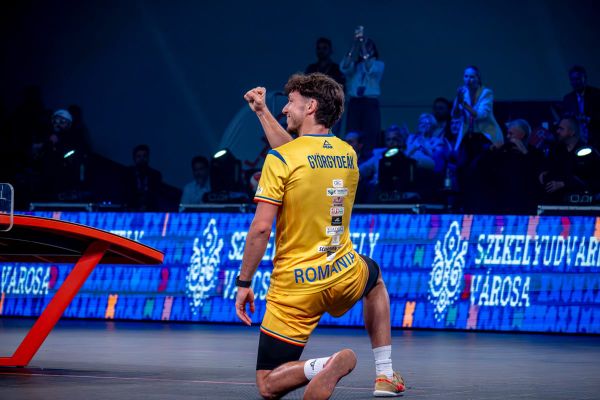 A teqball köszöni szépen, jól van!