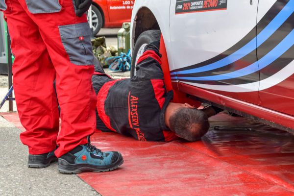 Egy hétvége, amikor a medvehagyma és a gumiabroncs is leckét ad