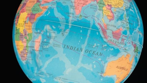 Competing for AI influence: China, the US & the middle powers