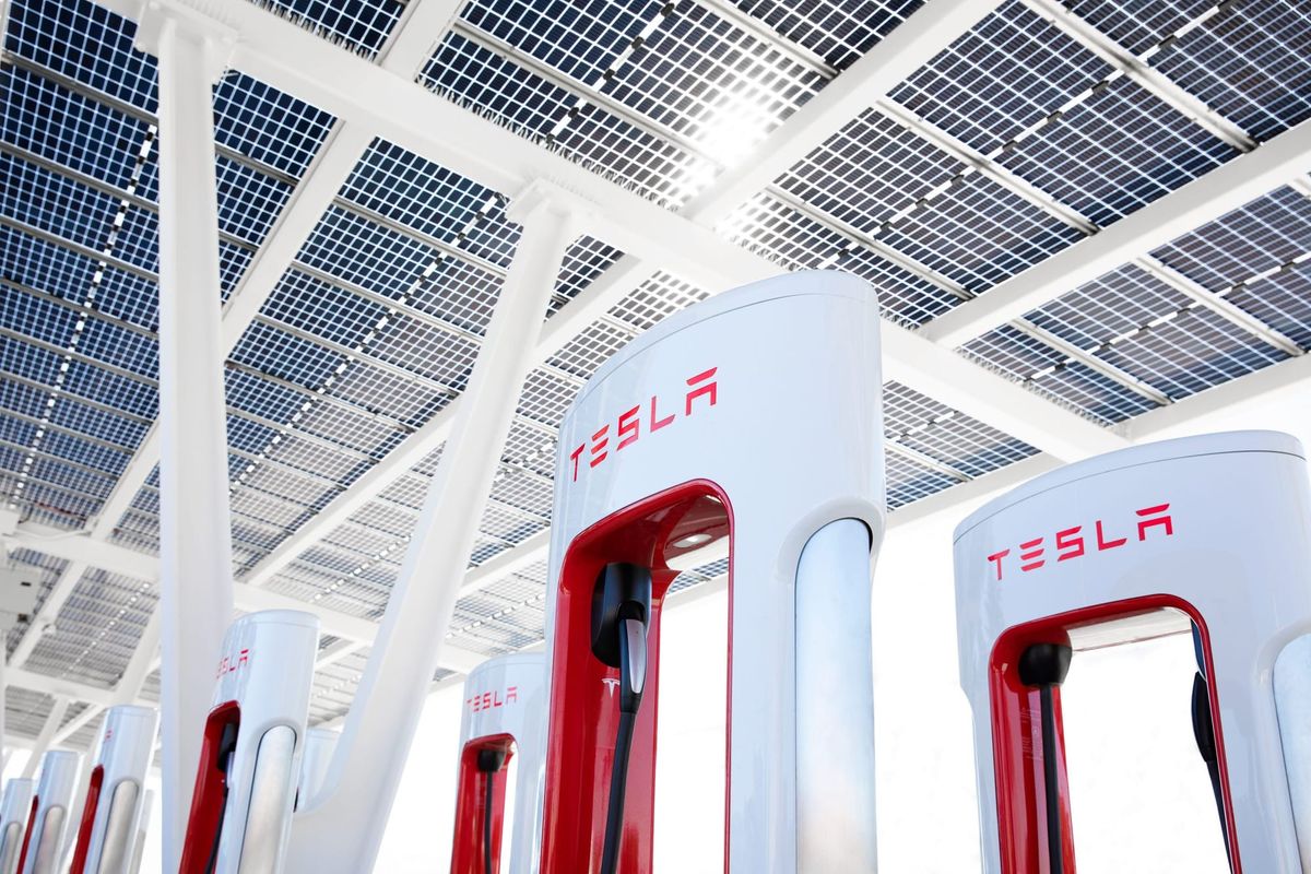 BP greift nach Teslas Krone: Ladeinfrastruktur-Duell