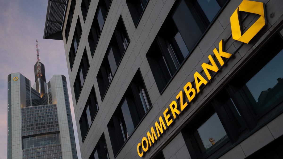 Umbruch bei der Commerzbank? Knof geht, UniCredit steigt ein