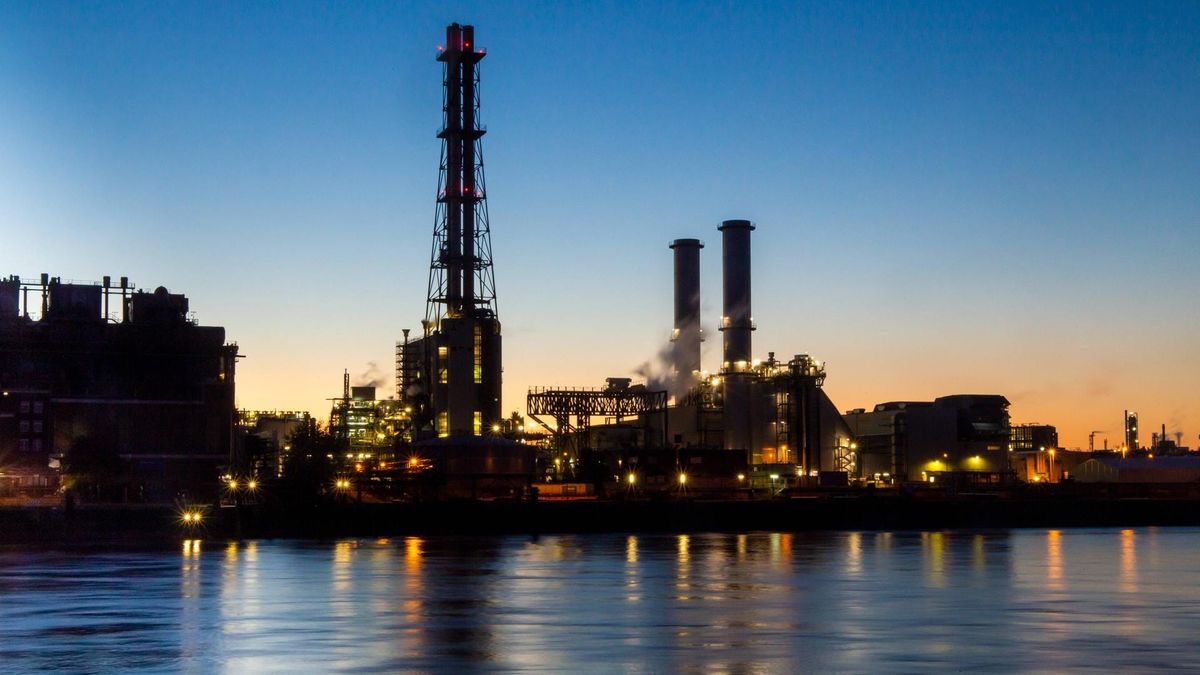 Deutschlands Industrie taumelt – Produktion und Exporte weiter im Sinkflug