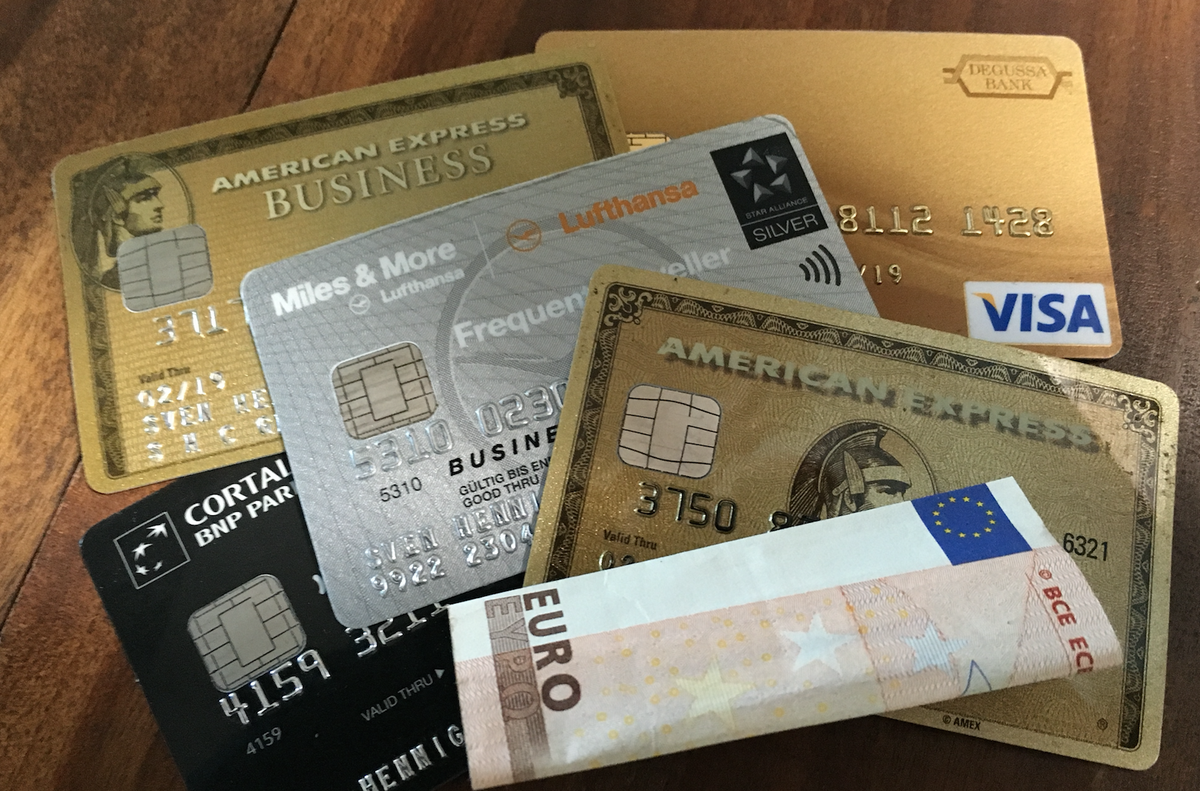 Kreditkarten-Bonuspunkte: Warum die Belohnungssysteme jetzt zur Schuldenfalle werden