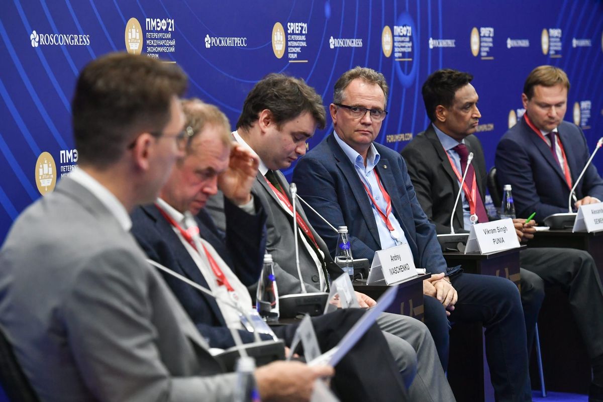 Wie Russlands Kriegswirtschaft neue Milliardäre hervorbringt