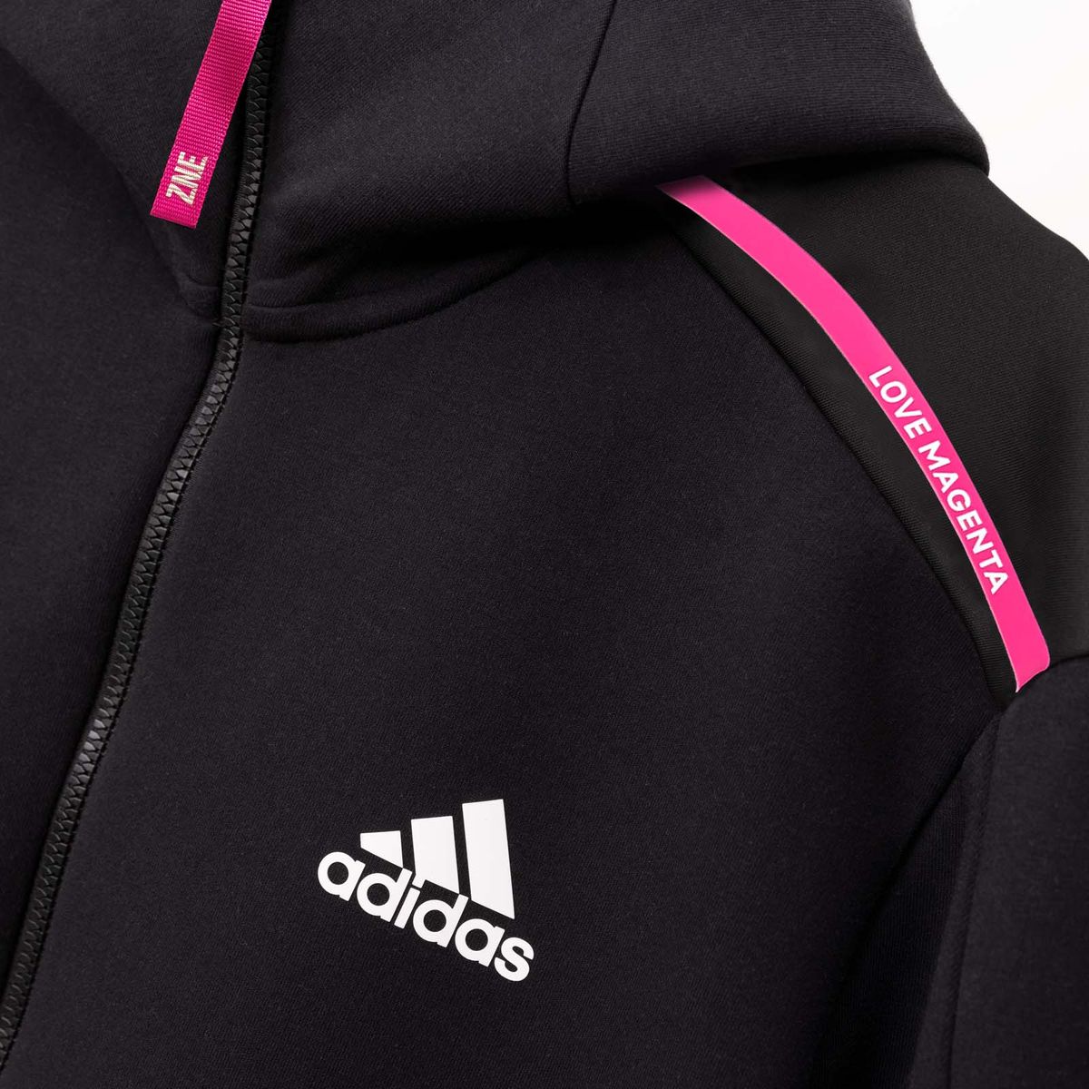 Warum adidas trotz Gewinnsprung unter Druck gerät