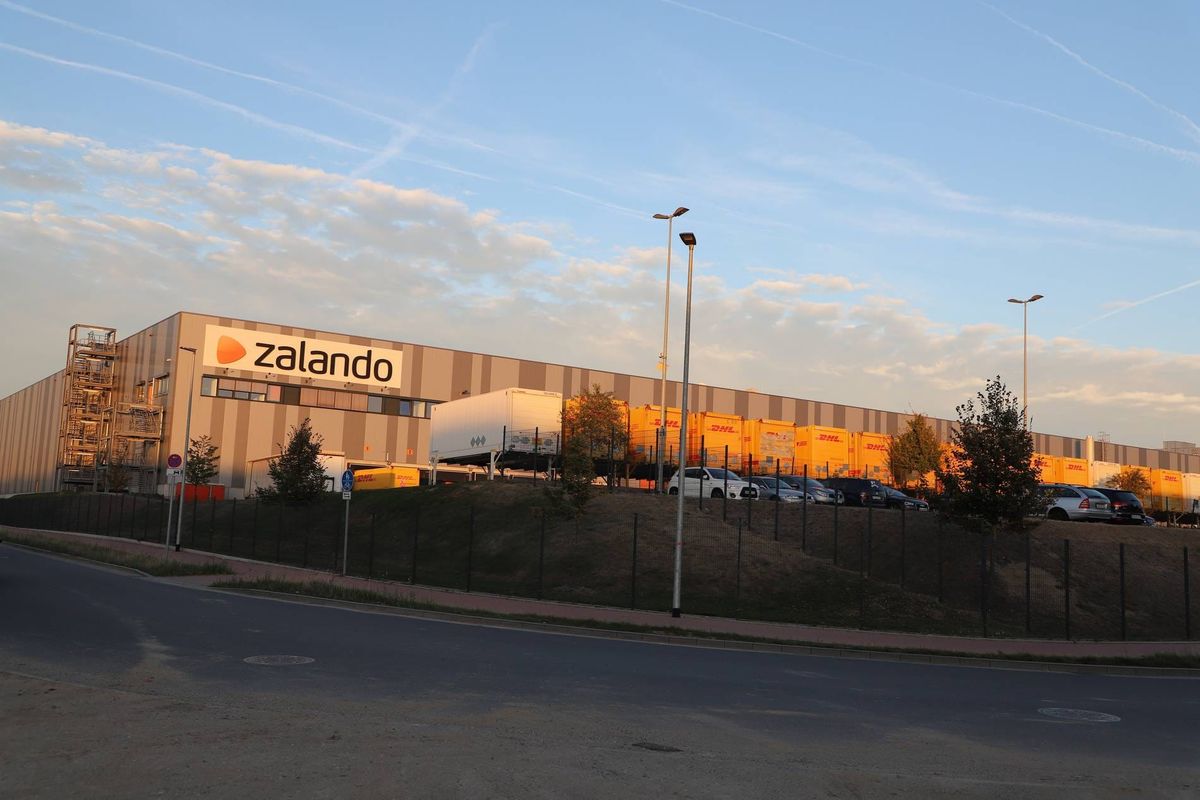 Zalando im Streikmodus: Warum der Konflikt in Erfurt mehr ist als ein Betriebsproblem