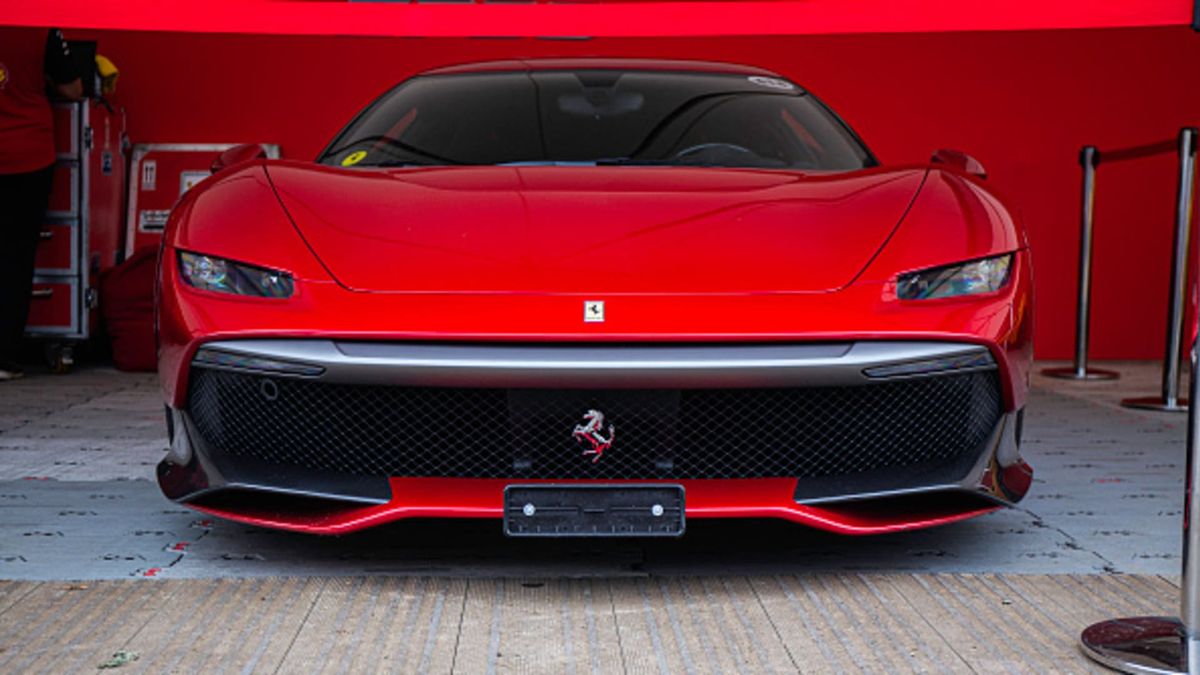 Ferrari kracht zweistellig – und Analysten sehen Kaufchance