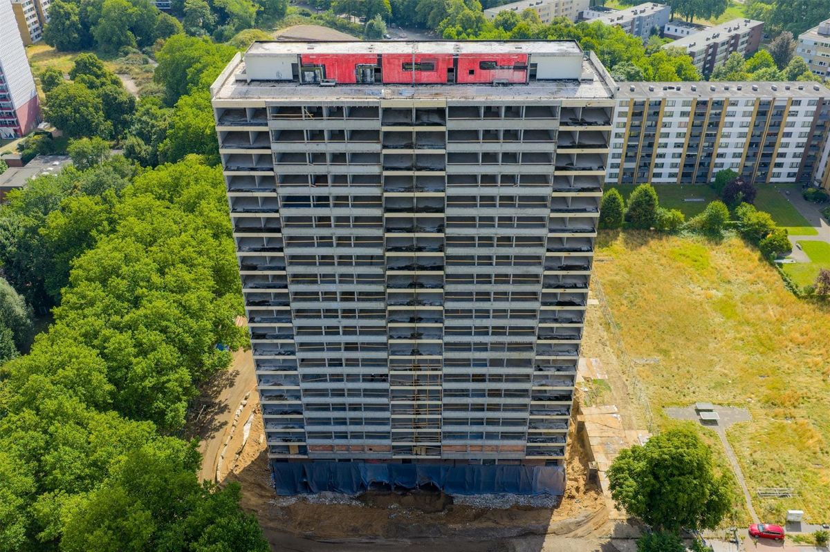 10.000-Euro-Wohnungen: Das traurige Geschäft im „Weißen Riesen“